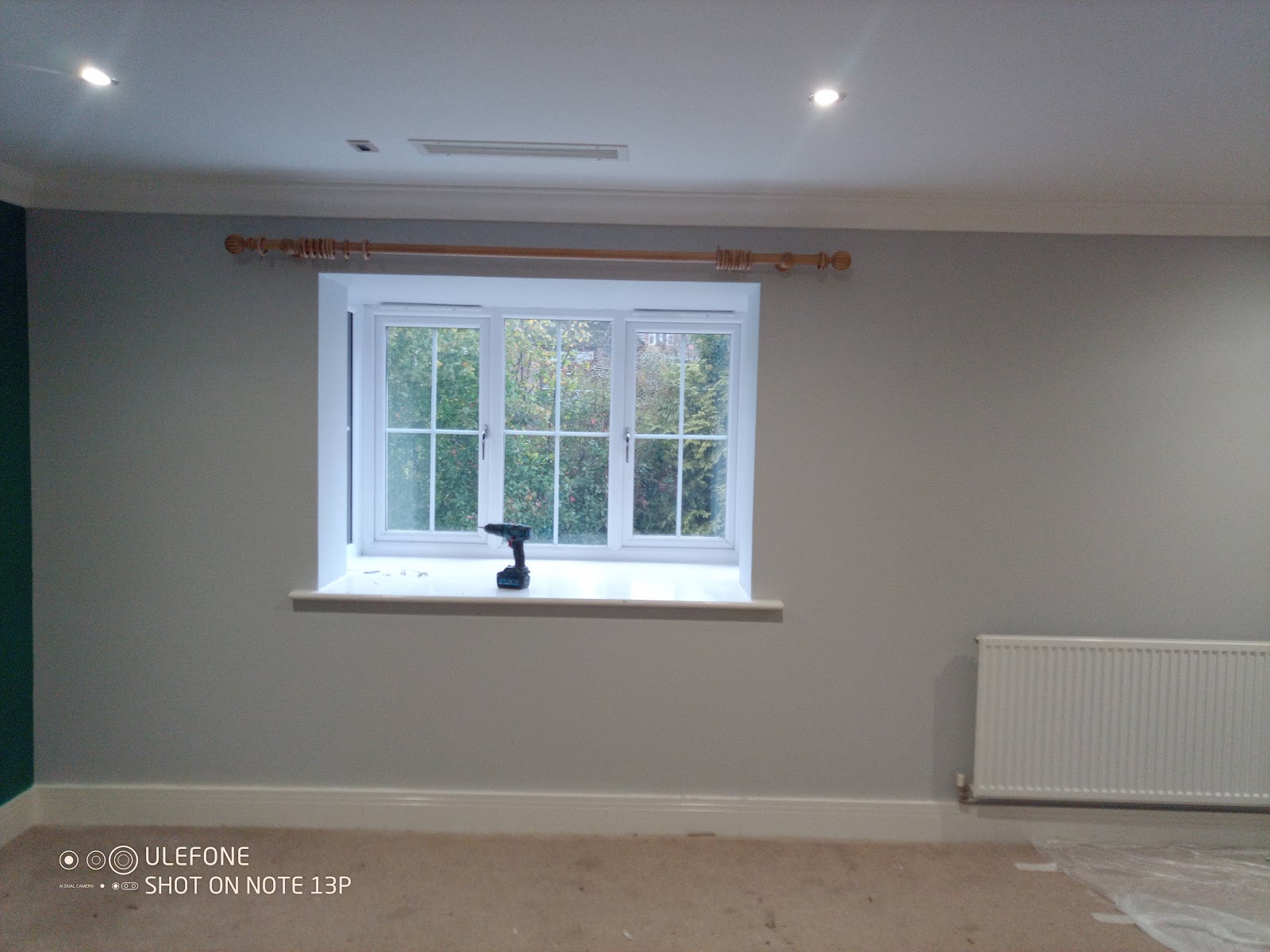Fresh grey walls by H&C Cleaning and Maintenance in Hailsham